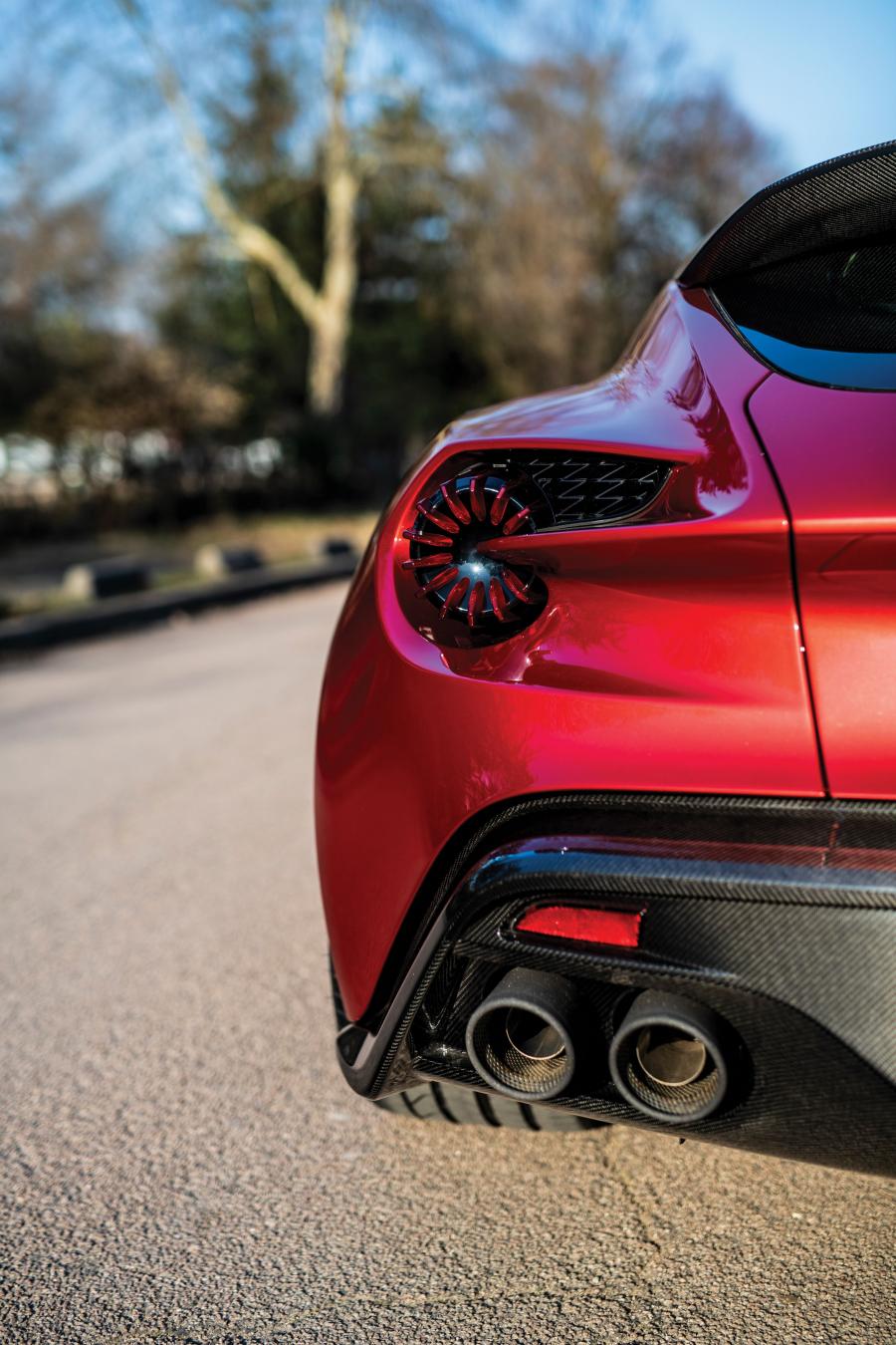 Детали экстерьера Aston Martin Vanquish Zagato Shooting Brake 2018 года  (WW) (фото 22 из 28)